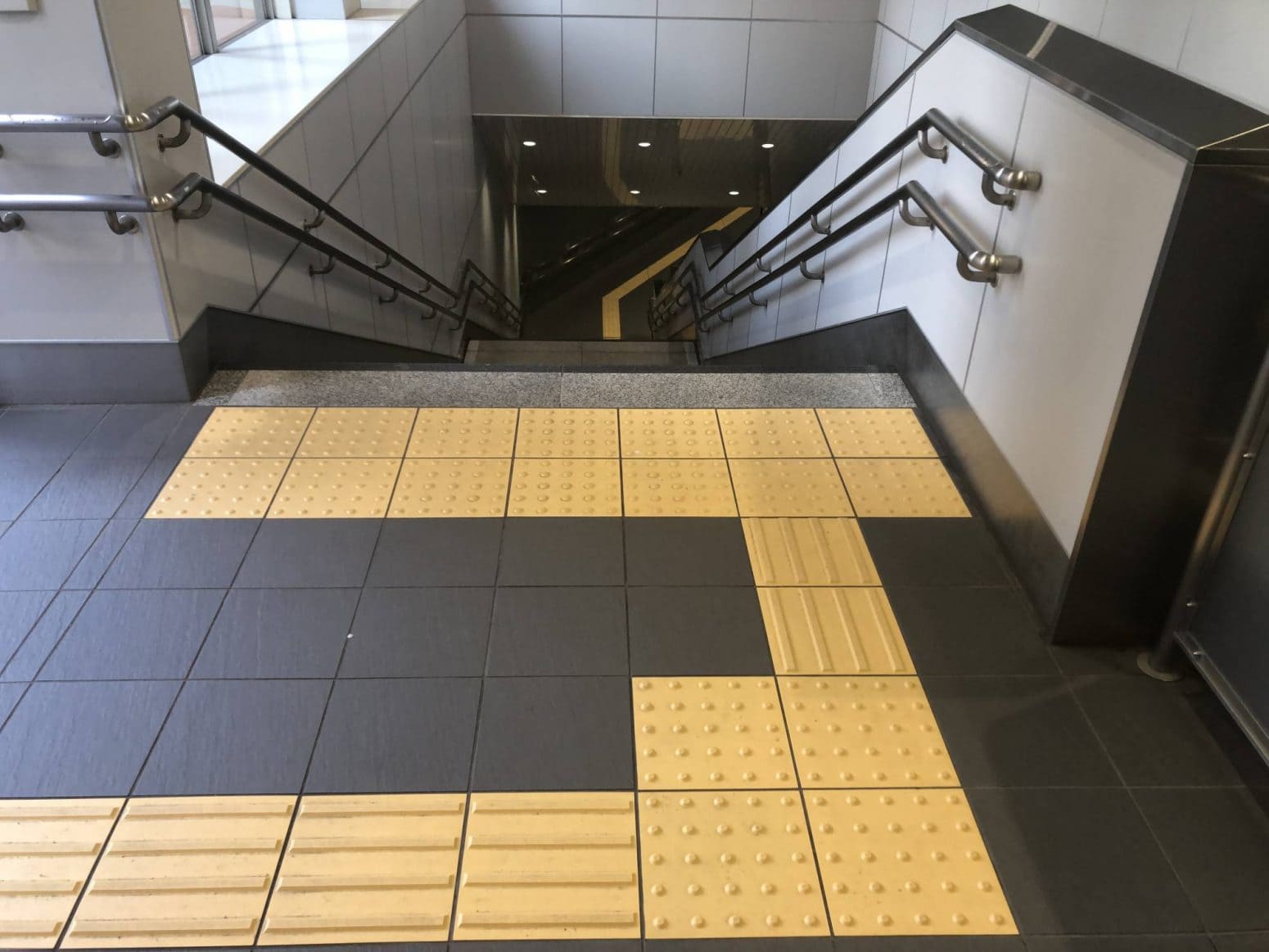 estación de tren inclusiva